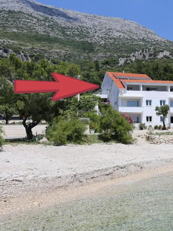 Pogled na Kućište i apartmane